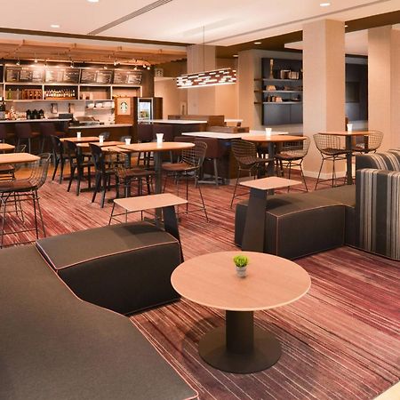 Courtyard By Marriott Toledo North Hotel Ngoại thất bức ảnh