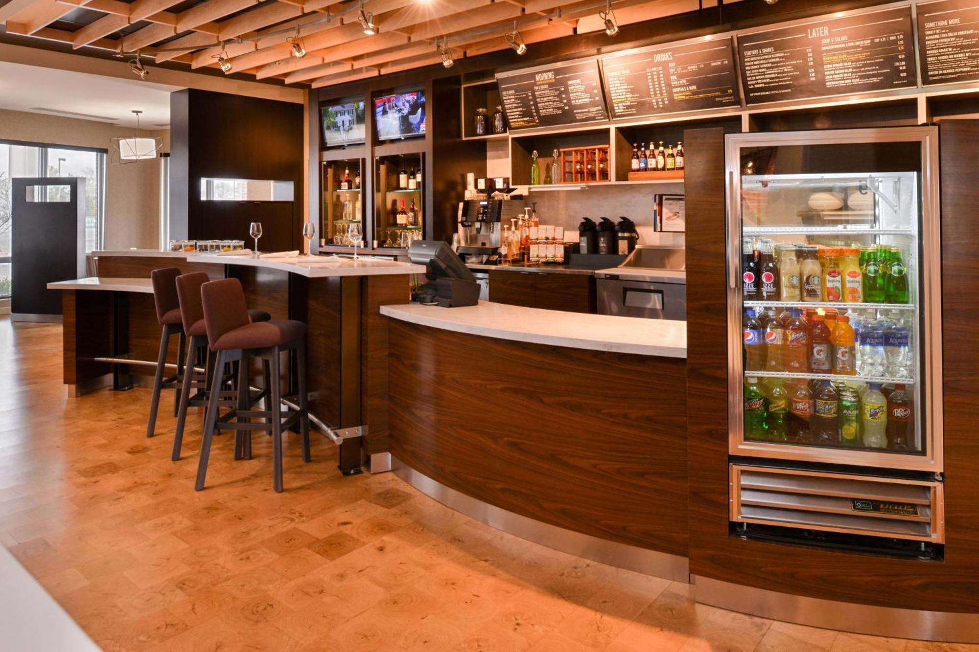 Courtyard By Marriott Toledo North Hotel Ngoại thất bức ảnh