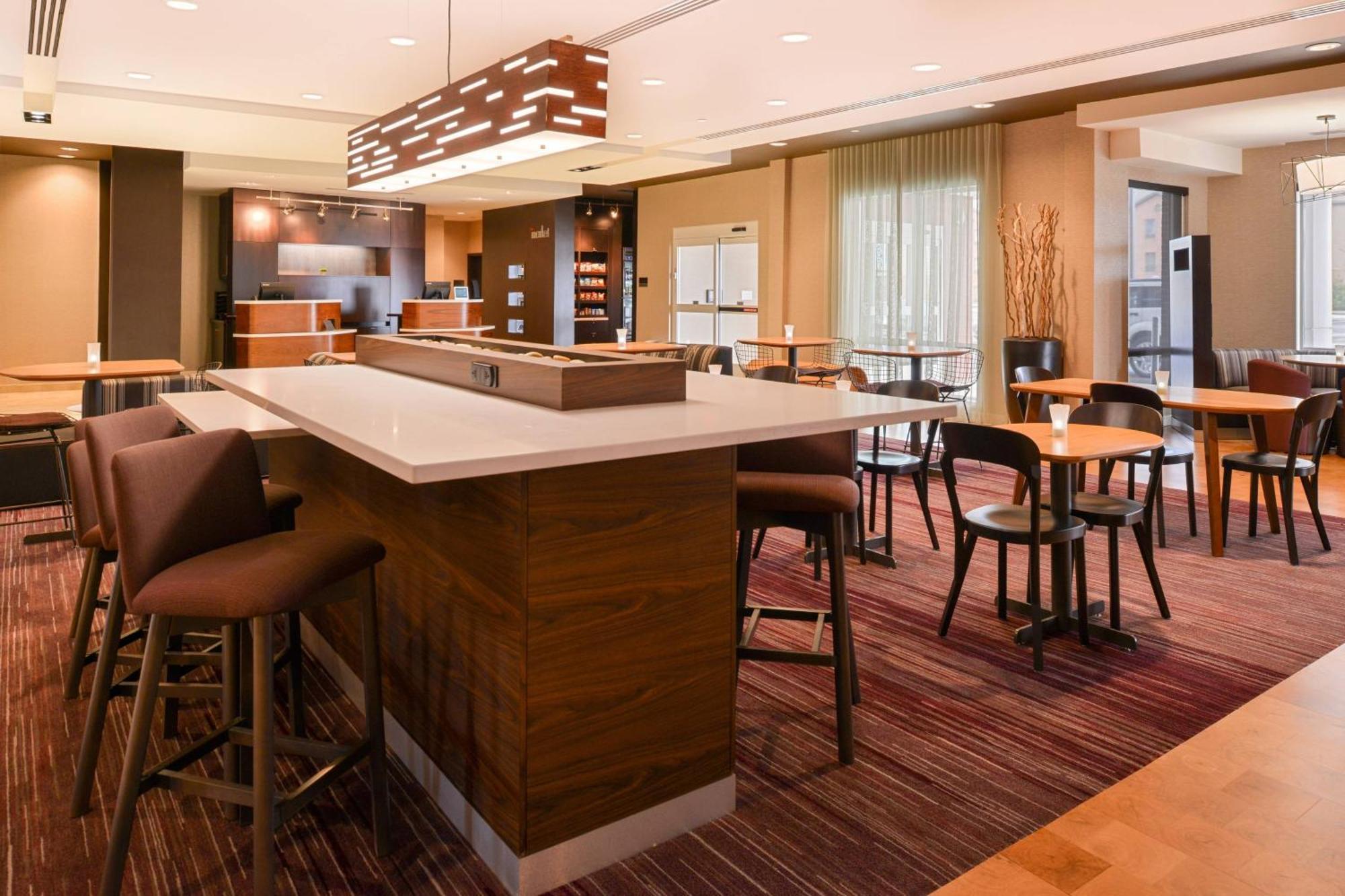 Courtyard By Marriott Toledo North Hotel Ngoại thất bức ảnh