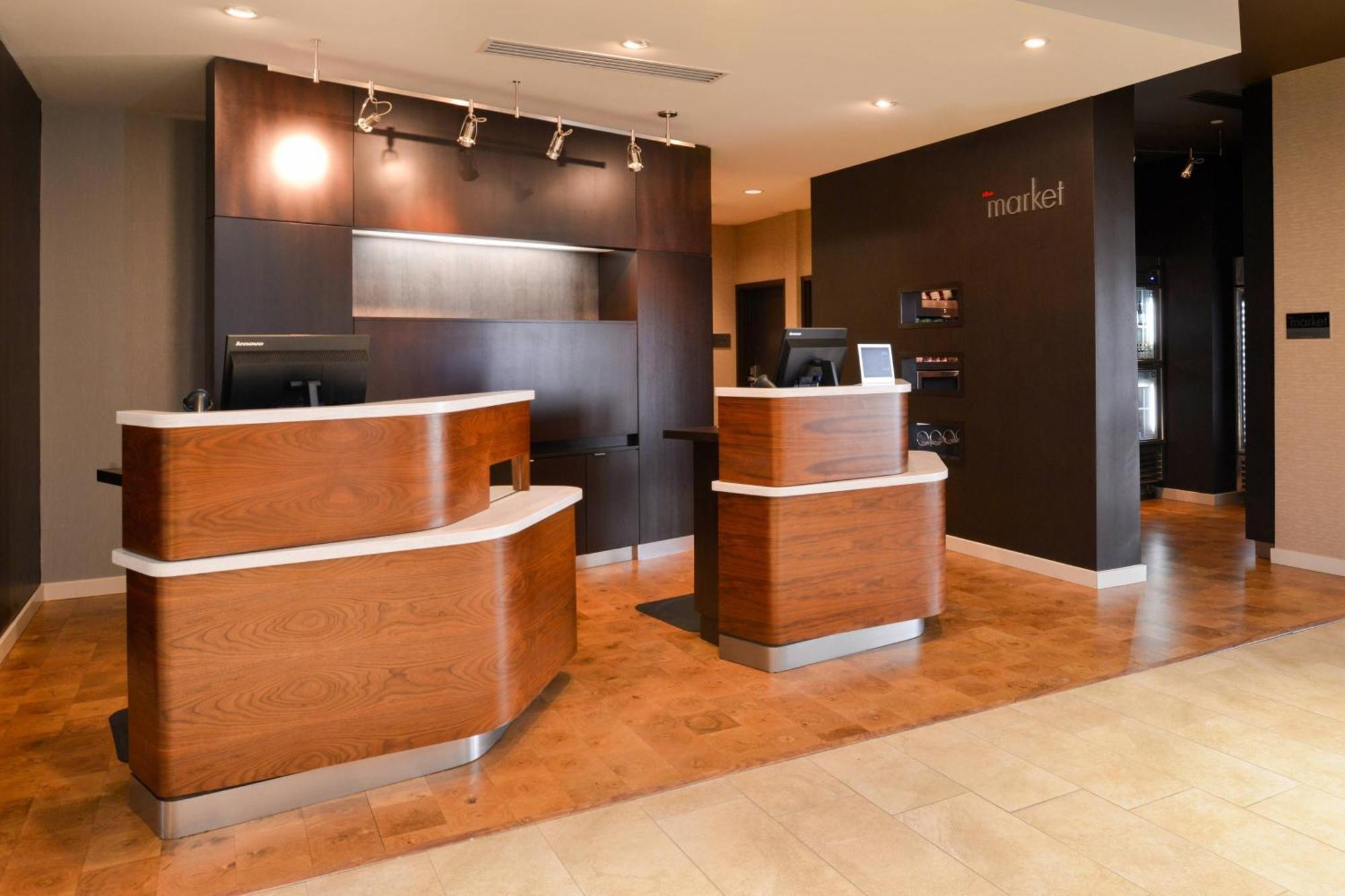 Courtyard By Marriott Toledo North Hotel Ngoại thất bức ảnh