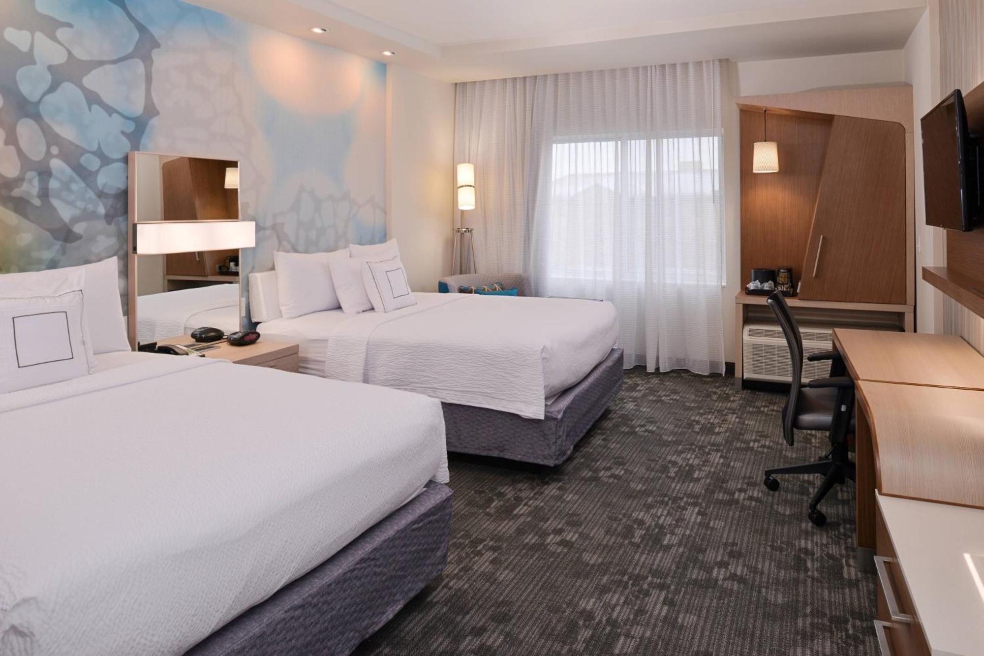 Courtyard By Marriott Toledo North Hotel Ngoại thất bức ảnh