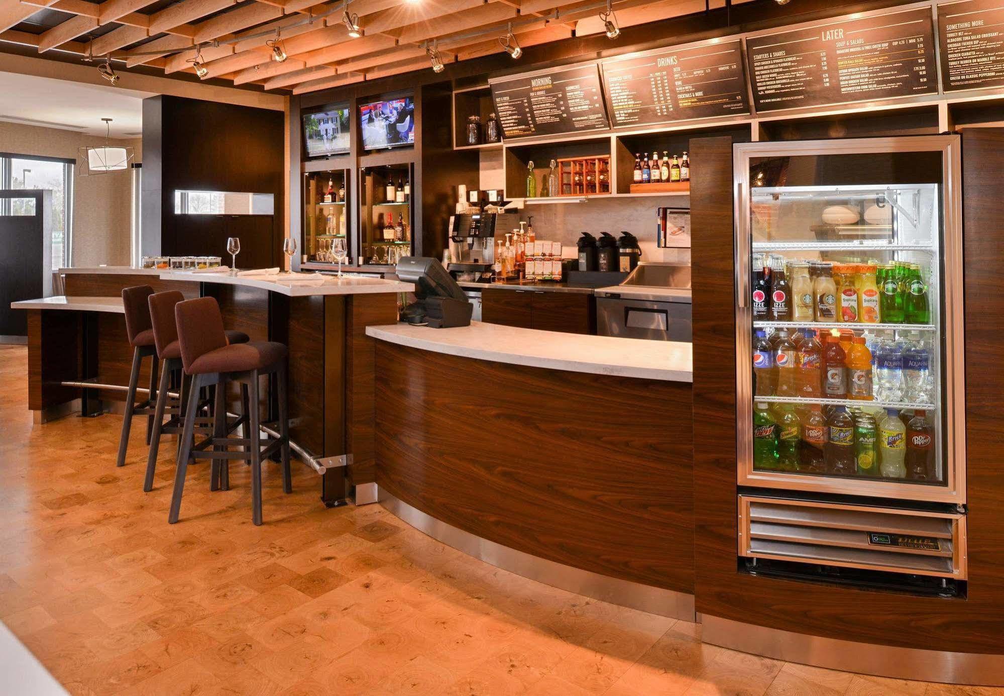 Courtyard By Marriott Toledo North Hotel Ngoại thất bức ảnh